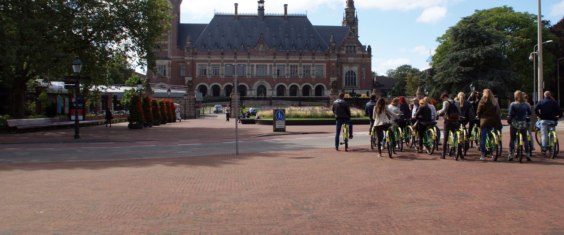 Guided tour fiets den haag eventslider 3.jpg