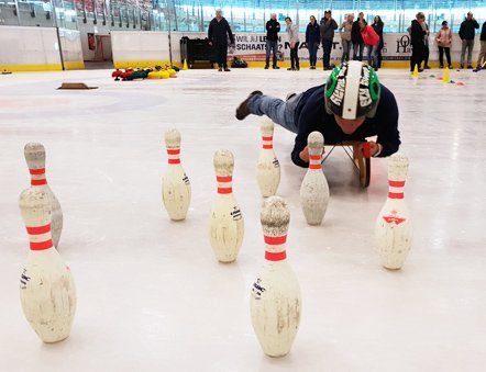 IJsspelen Rotterdam Dordrecht pollaroid 1.jpg