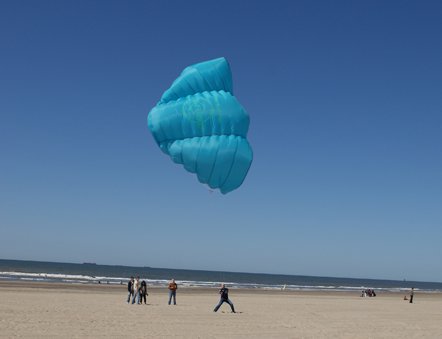 Vliegeren pollaroid 1.jpg