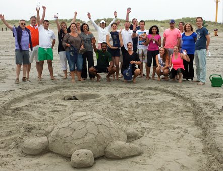 Zandsculpturen pollaroid 2.jpg